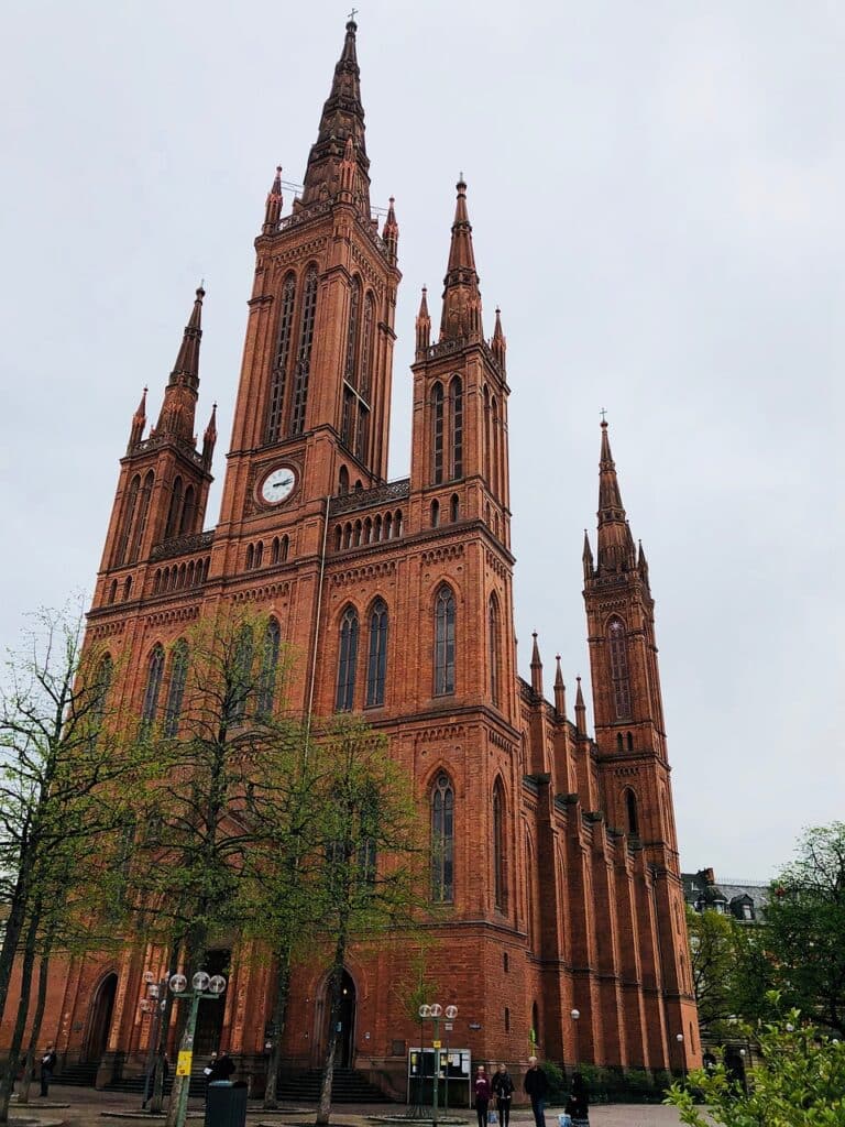Kaiserdom St. Bartholomäus, Igreja de São Bartolomeu em Frankfurt na Alemanha. Guias brasileiros na Alemanha.
