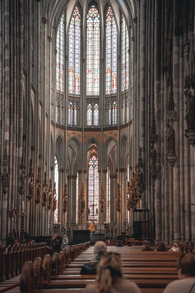 Catedral de Colônia na Alemanha. Guia brasileiro na Alemanha