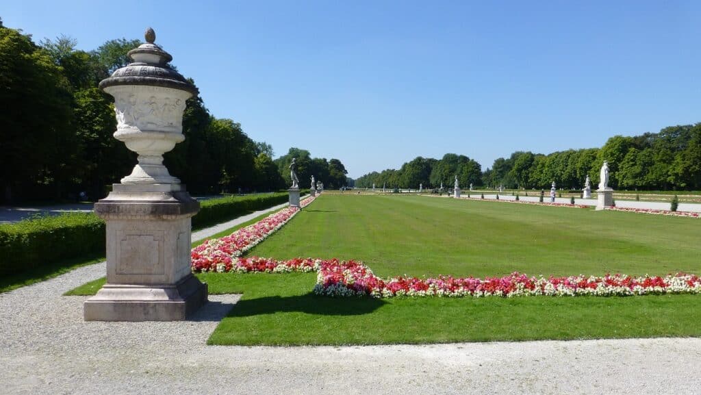Palácio Nymphenburg em Munique na Alemanha. Guias brasileiros na Alemanha. Turismo na Alemanha.