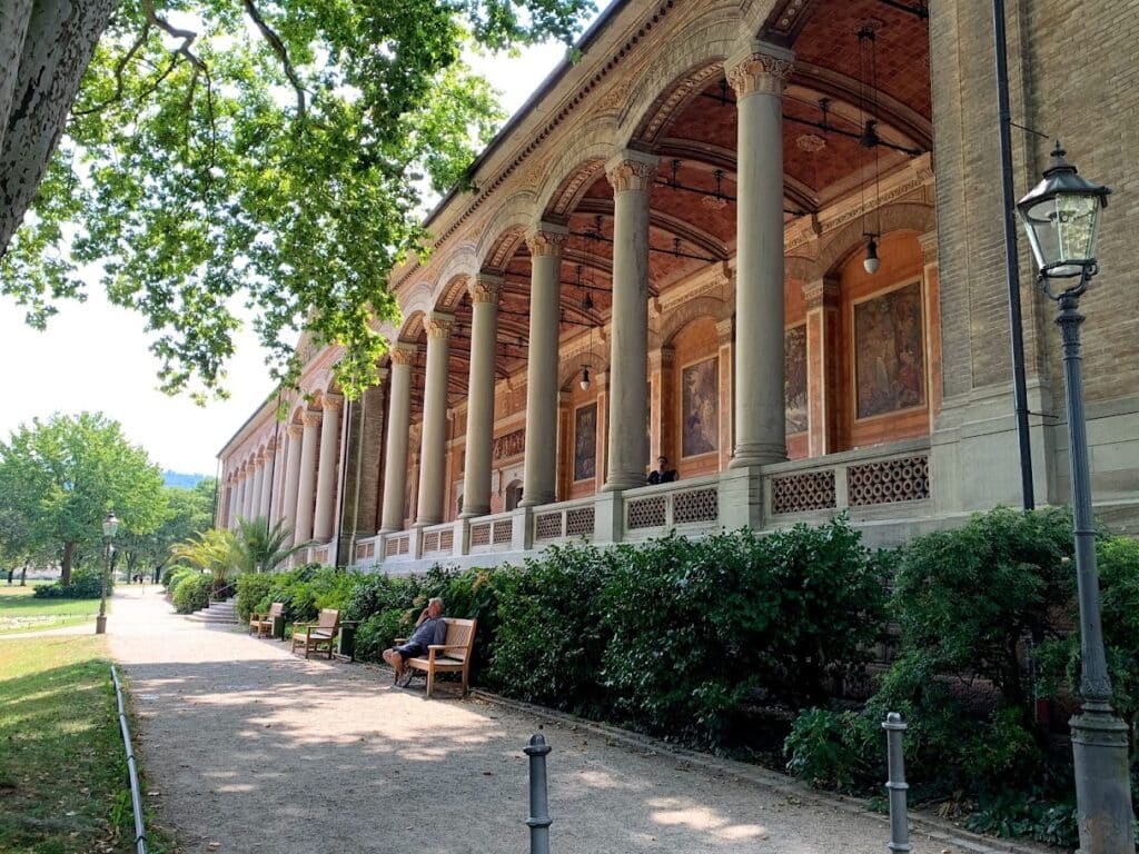 Baden-Baden e suas termas na Alemanha. Viagem Alemanha. Guia brasileiro na Alemanha.