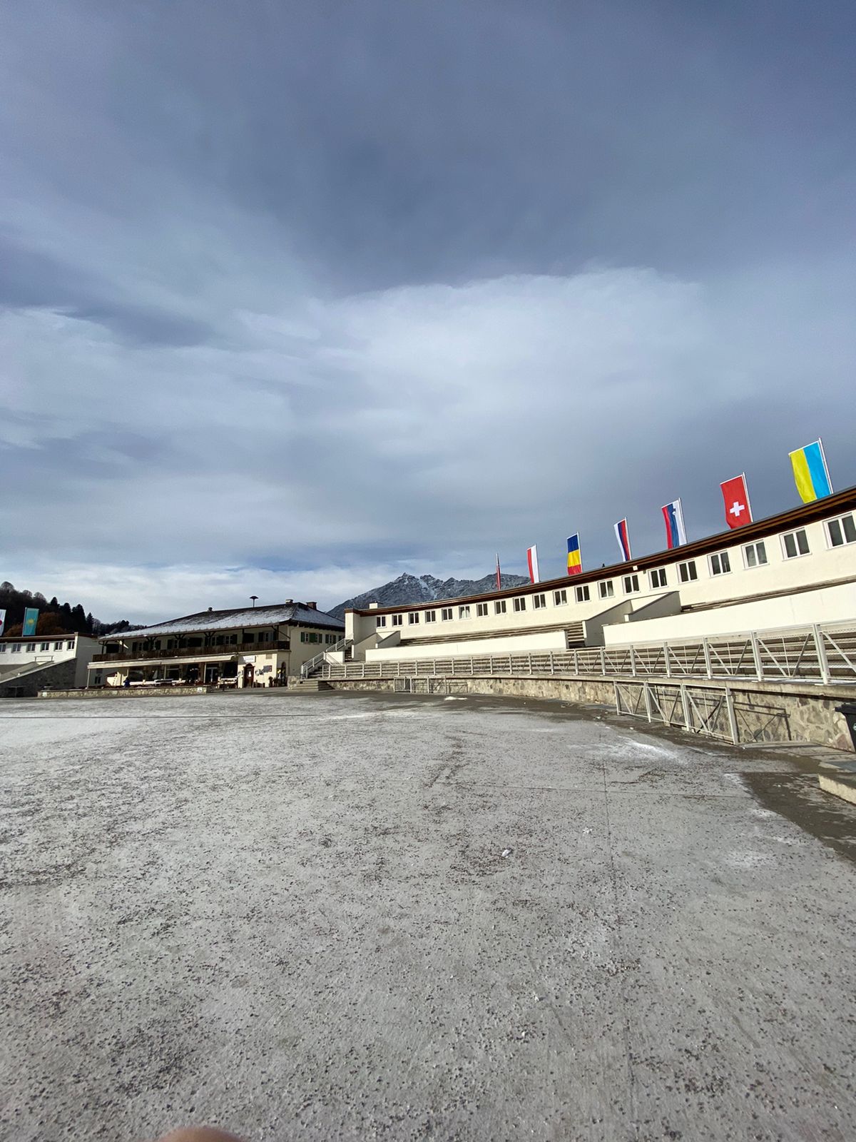 Estádio Olímpico nazista. Garmisch-Partenkirchen na Alemanha. Guias brasileiros na Alemanha. Turismo na Alemanha.