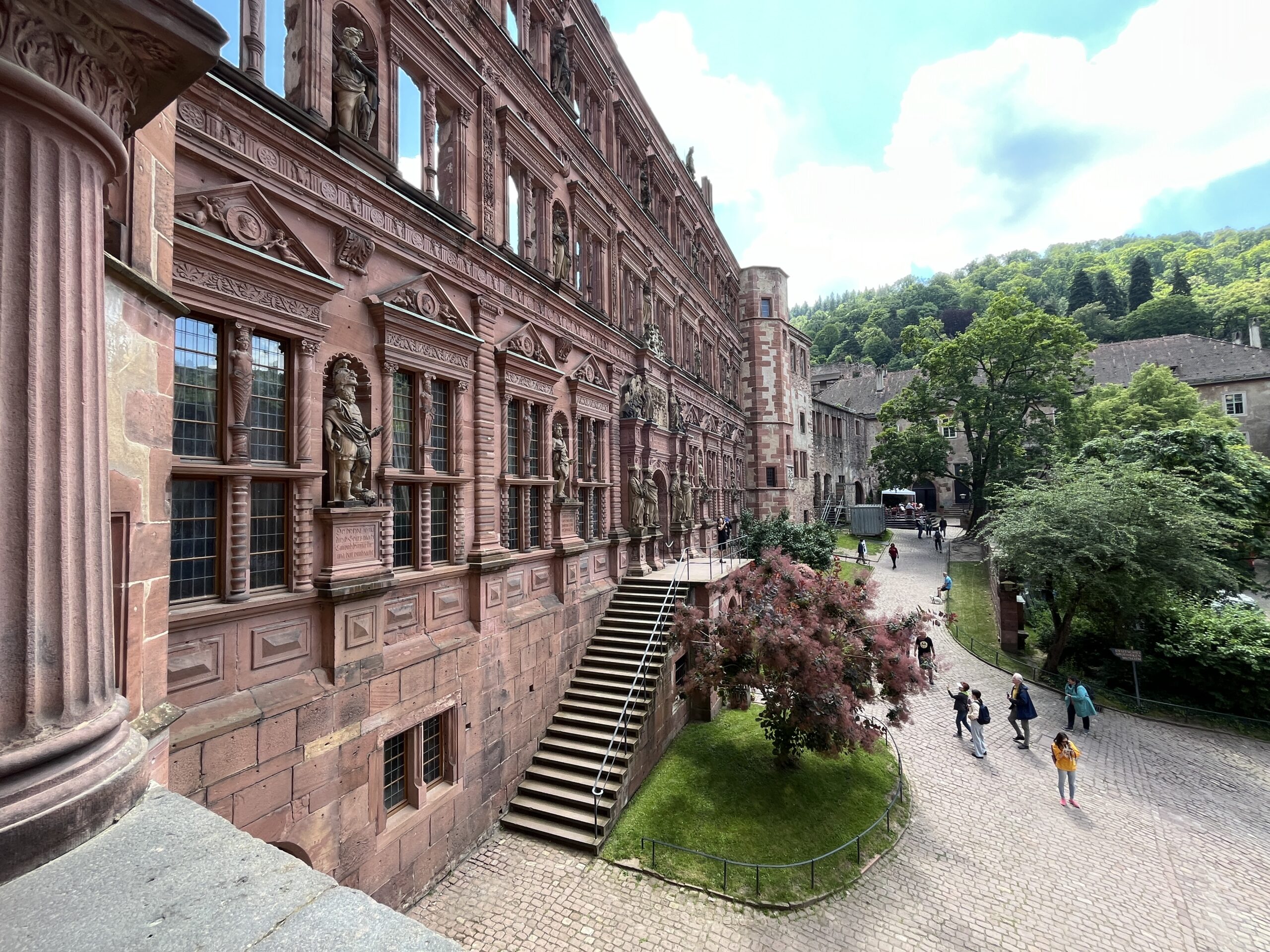 Heidelberg, castelo de heidelberg na Alemanha. Viagem Alemanha. Guia brasileiro na Alemanha. Turismo na Alemanha.