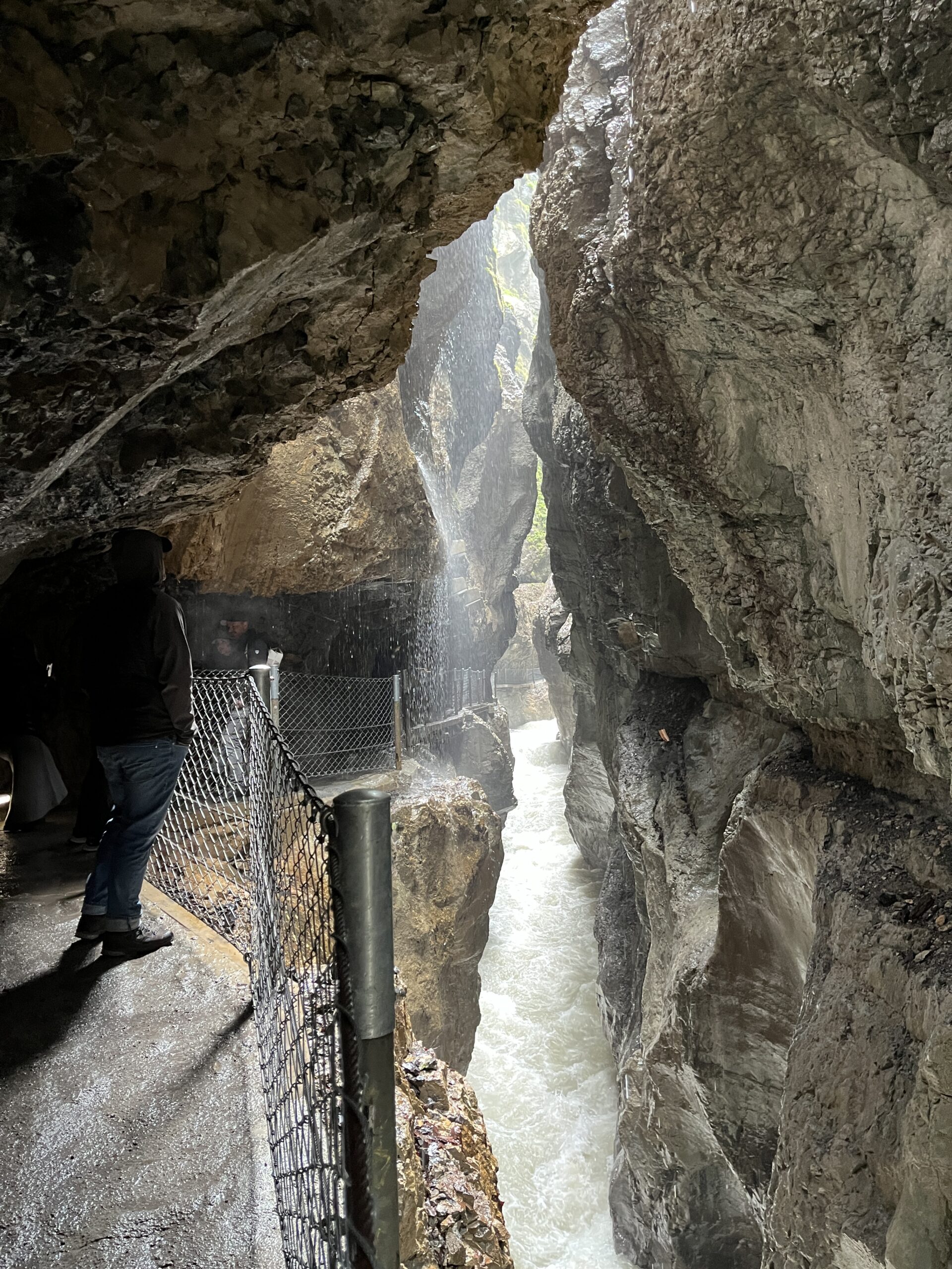Desfiladeiro Partnachklamn na Alemanha. Guias brasileiros na Alemanha. Turismo na Alemanha.