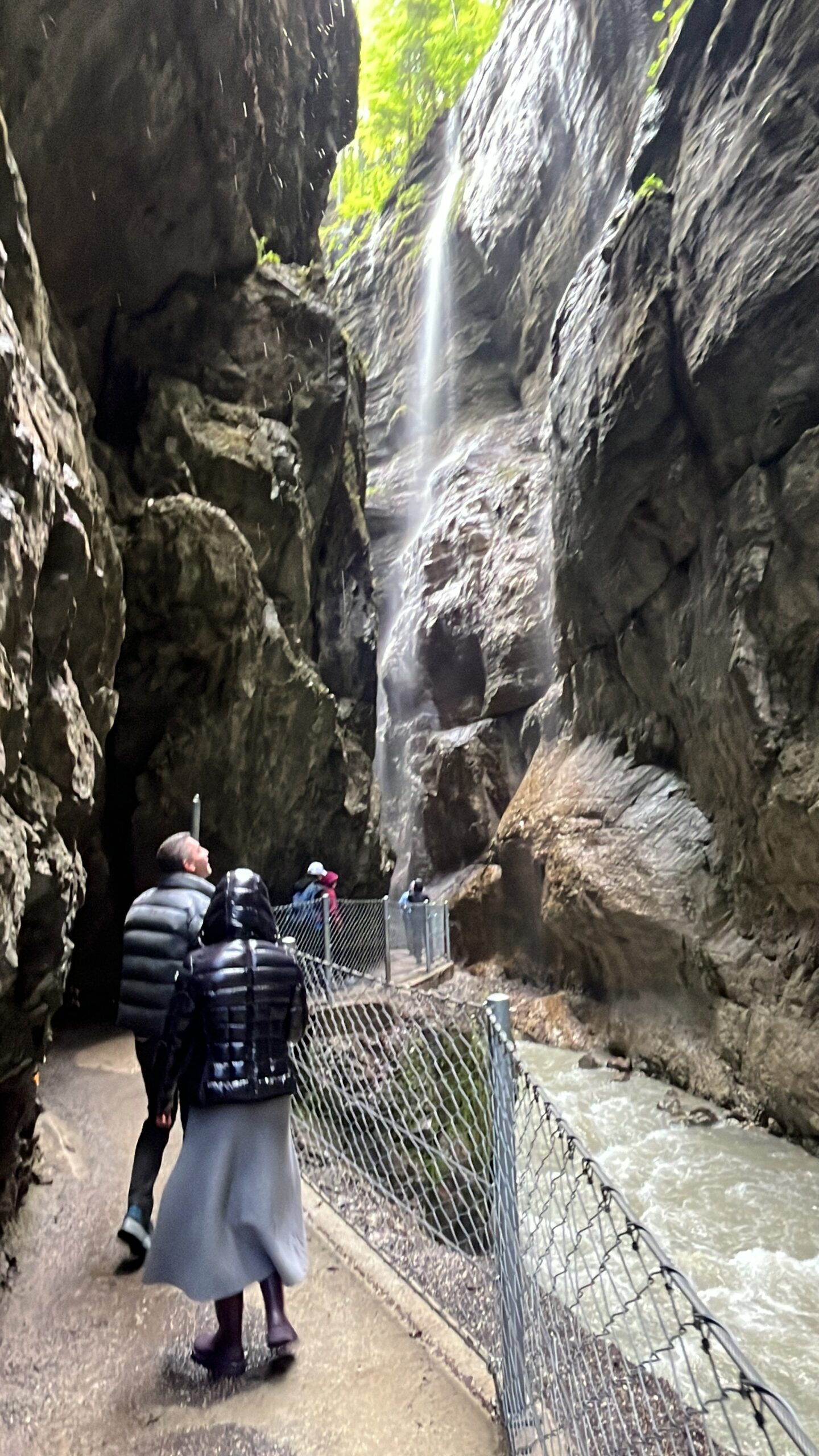 Desfiladeiro Partnachklamn na Alemanha. Guias brasileiros na Alemanha. Turismo na Alemanha.