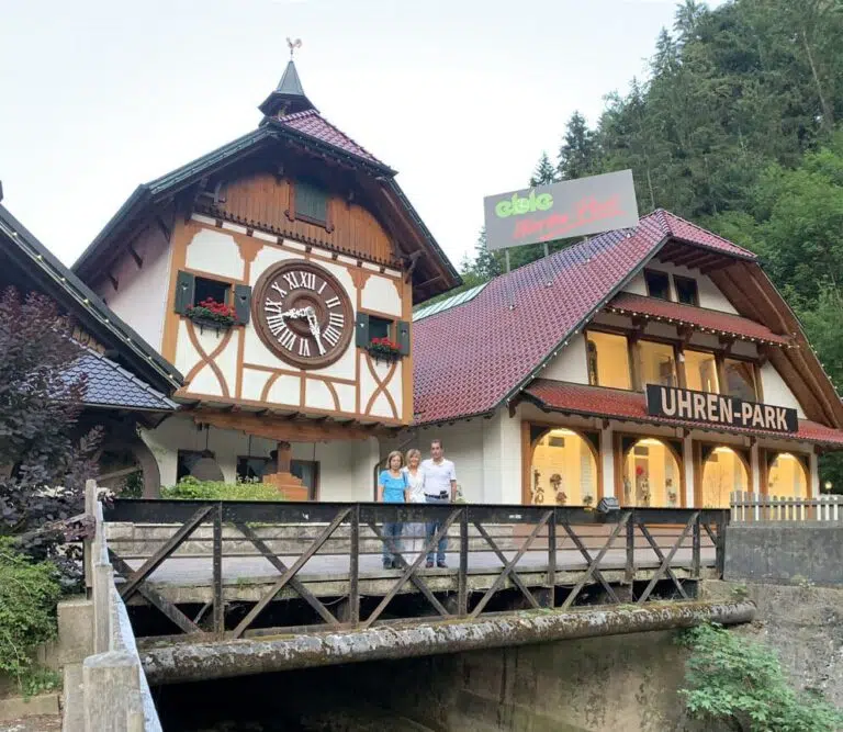 Rota dos Relógios Cuco na Floresta Negra: tradição e turismo na Alemanha