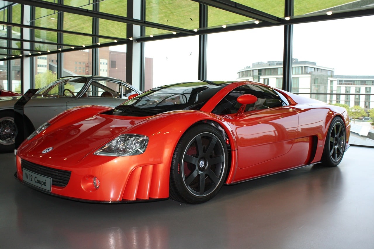 Autostadt em Wolfsburg na Alemanha. Guias brasileiros na Alemanha. Turismo na Alemanha.