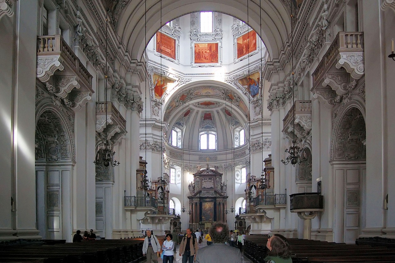 Guia em português na Áustria. Catedral de Salzburg