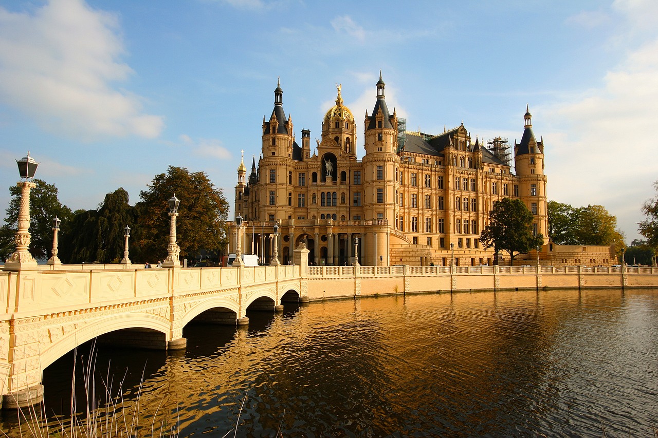 Castelo de Schwerin na Alemanha. Guia brasileiro na Alemanha. Turismo na Alemanha.