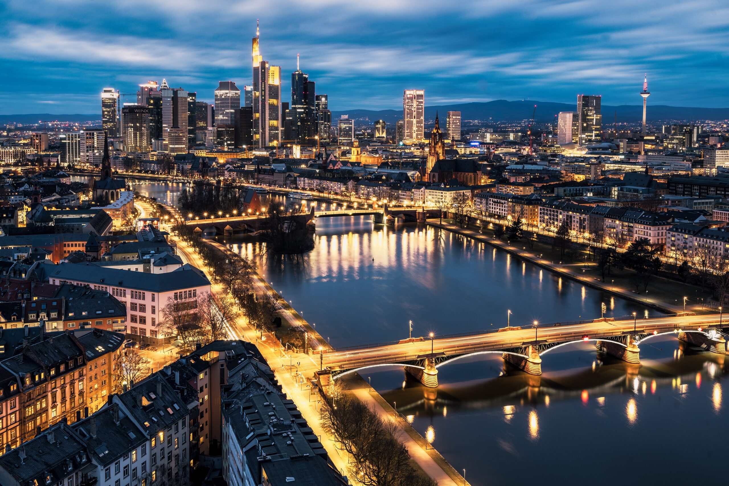 cidade de Frankfurt am Main na Alemanha, viagem com viagem alemanha e guias em português