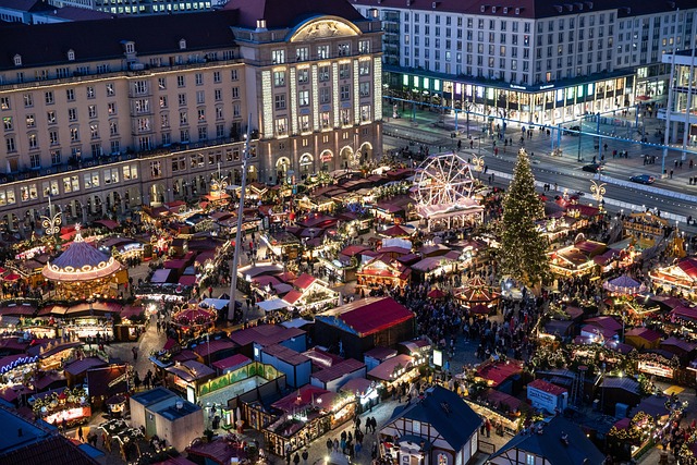 Mercado de Natal em Dresden, na Alemanha