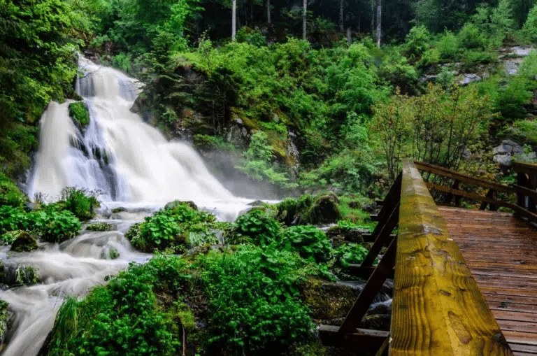 Cachoeira em Triberg, na Floresta Negra.