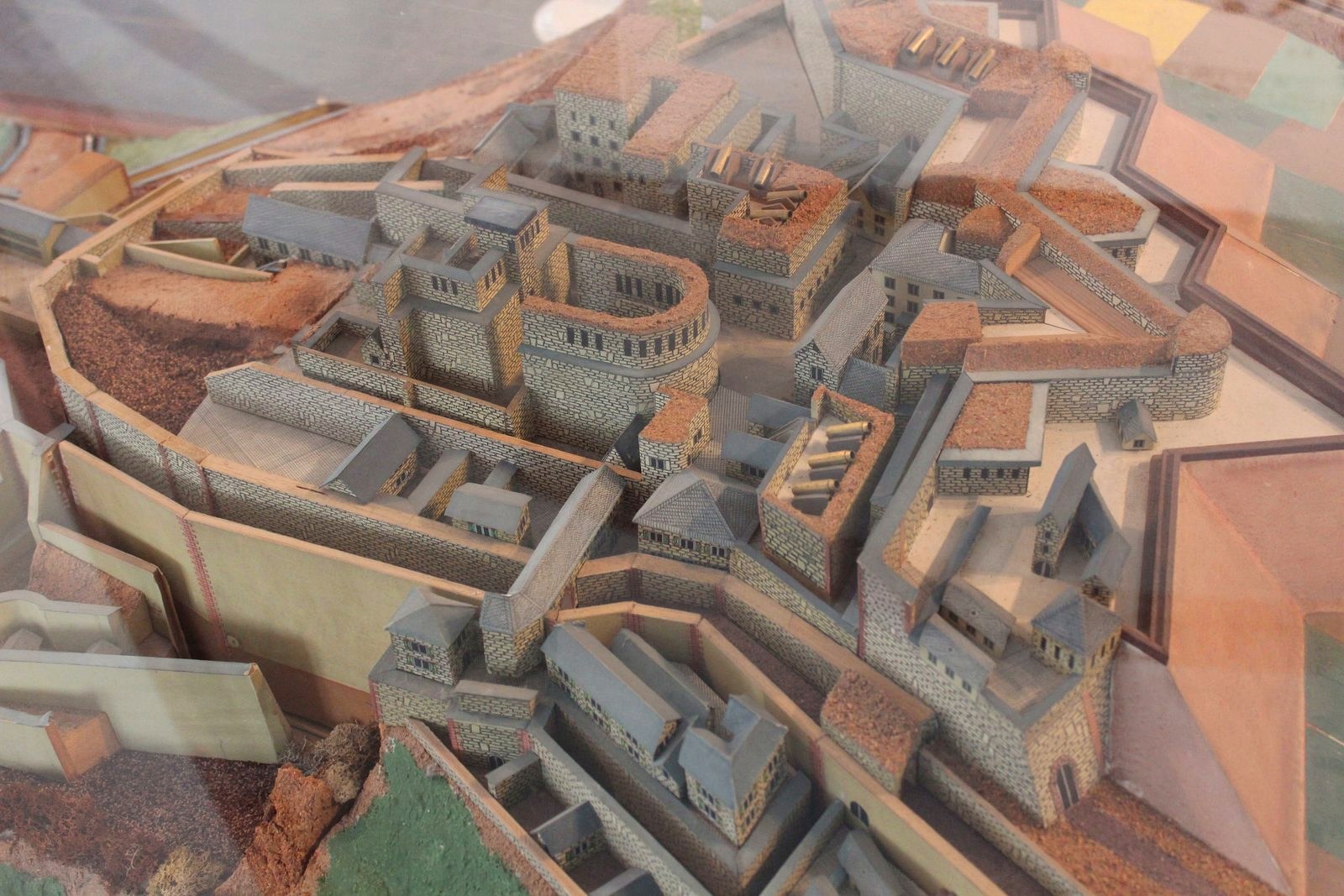Maquete da fortaleza completa de Burg Rheinfels no museu