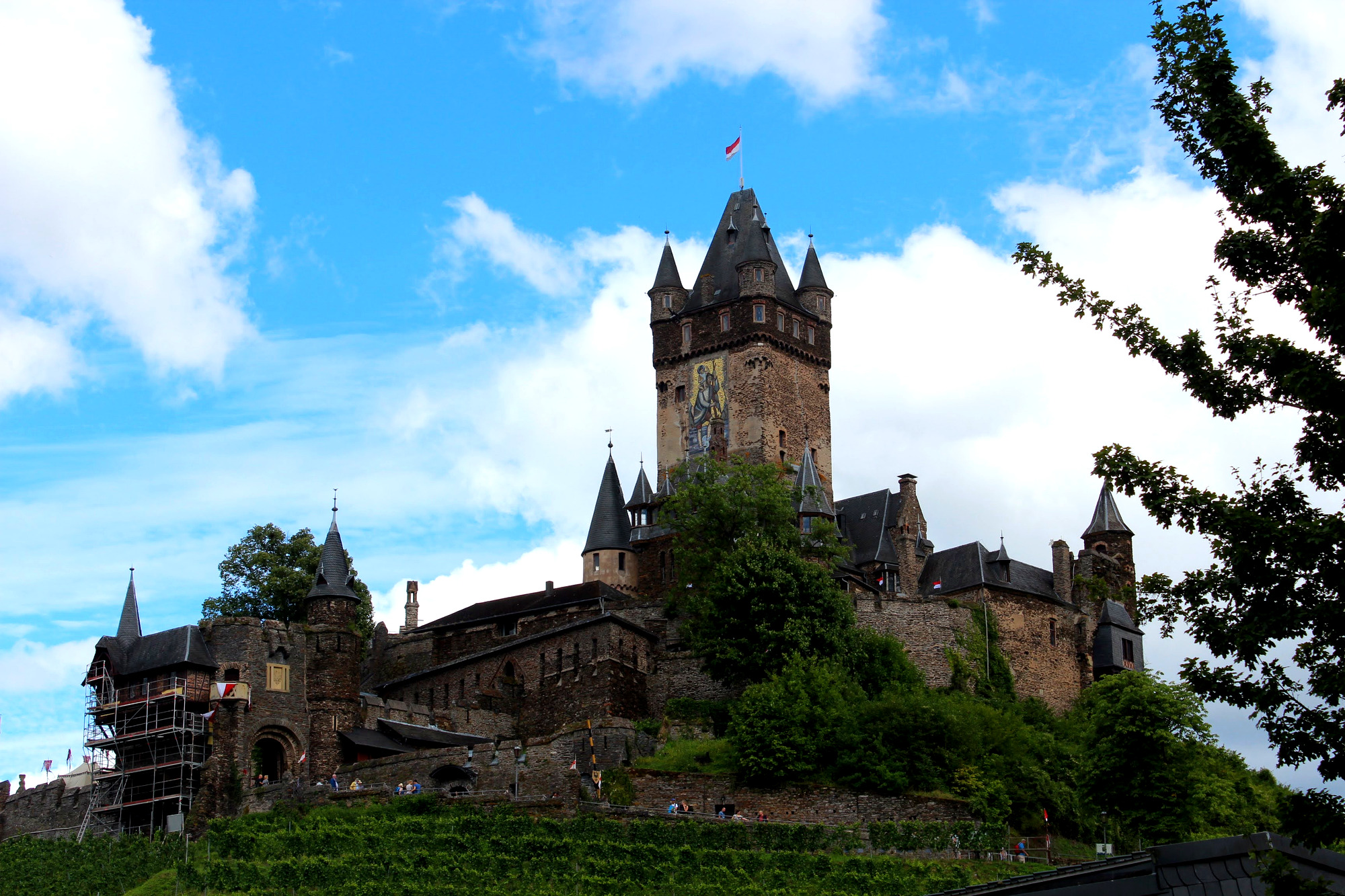 Cochem e o Vale do Mosela: o castelo que renasceu entre vinhedos